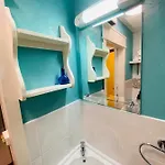 3 Bed Apartment/explore The Area/enjoy Our Pub Lägenhet *