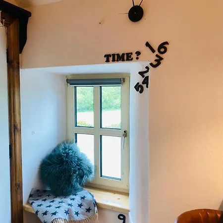 3 Bed Apartment/explore The Area/enjoy Our Pub *