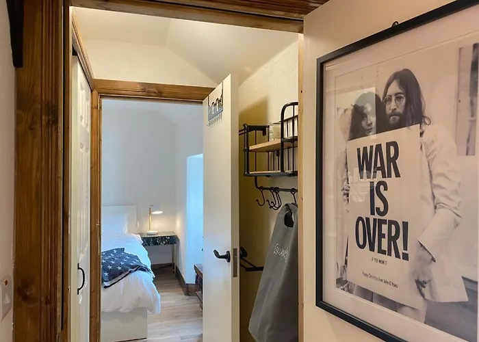 3 Bed Apartment/explore The Area/enjoy Our Pub 公寓 *