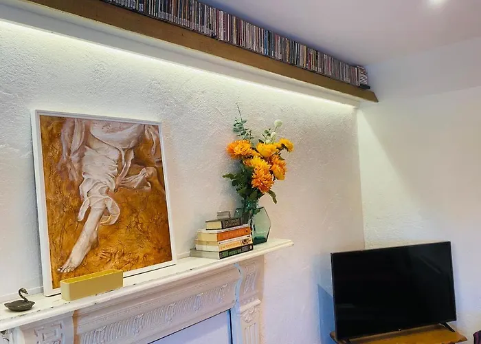 3 Bed Apartment/explore The Area/enjoy Our Pub 戈尔韦