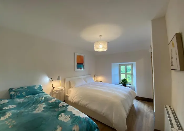 3 Bed Apartment/explore The Area/enjoy Our Pub